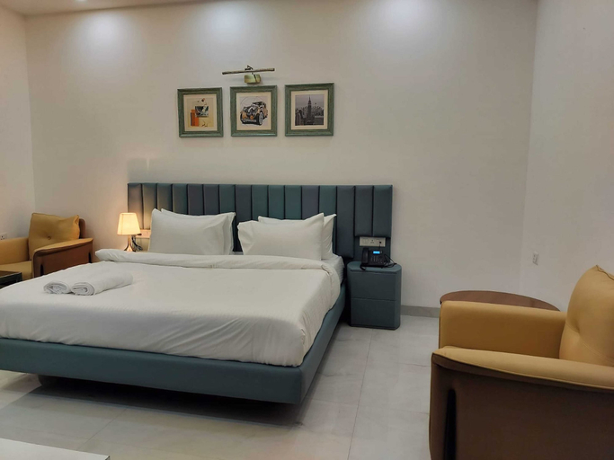 Bedroom 3, The Hoften Elite 32 Avenue, Sector 15, Gurugram, Gurgaon