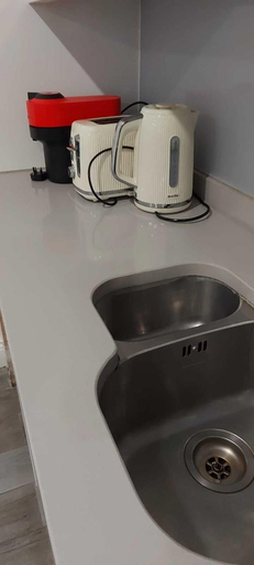Others 4, Gorgeous split level Belsize Park Apt, London