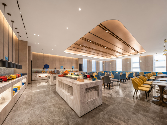 Food & Drinks 3, Holiday Inn Express LIAOYUAN ECONOMIC DEV ZONE by IHG, Liaoyuan