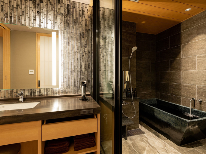 Bathroom 5, Arima Onsen ShikinoIrodori Hatago, Nishinomiya