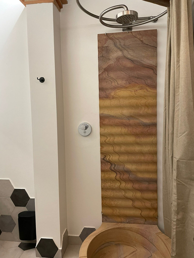 Bathroom 4, MontepulcianoLettings, Siena