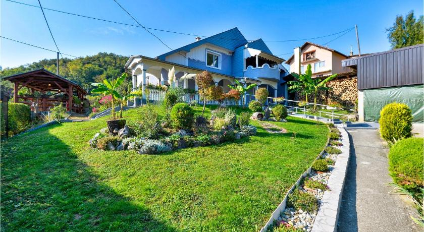 Others 4, Nice home in Nespes with Outdoor swimming pool and 2 Bedrooms, Sveti Ivan Zelina