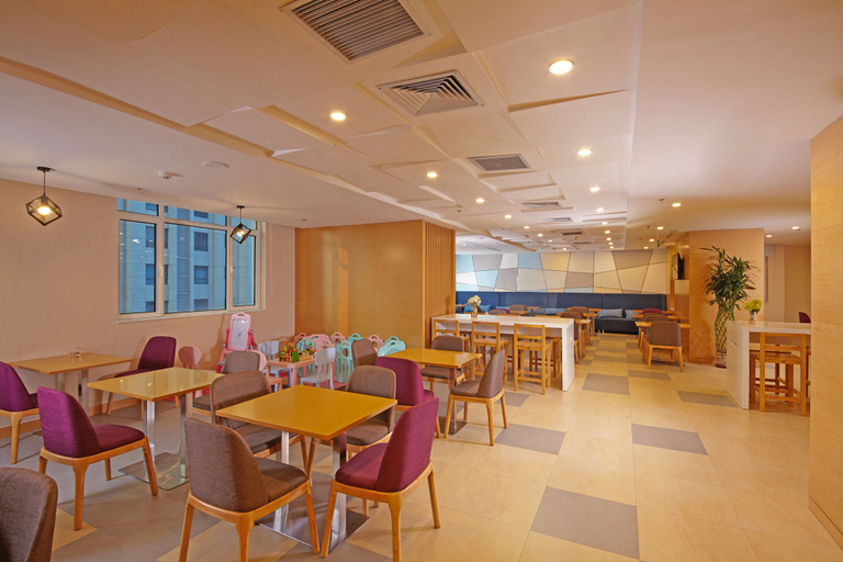 Food & Drinks 5, Holiday Inn Express TANGSHAN DOWNTOWN by IHG, Tangshan