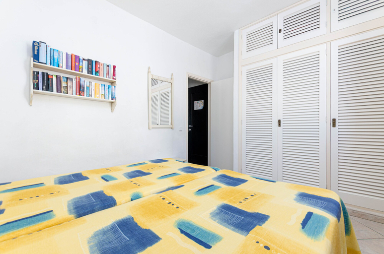 Bedroom 2, Parque Mar Apartments, Baleares