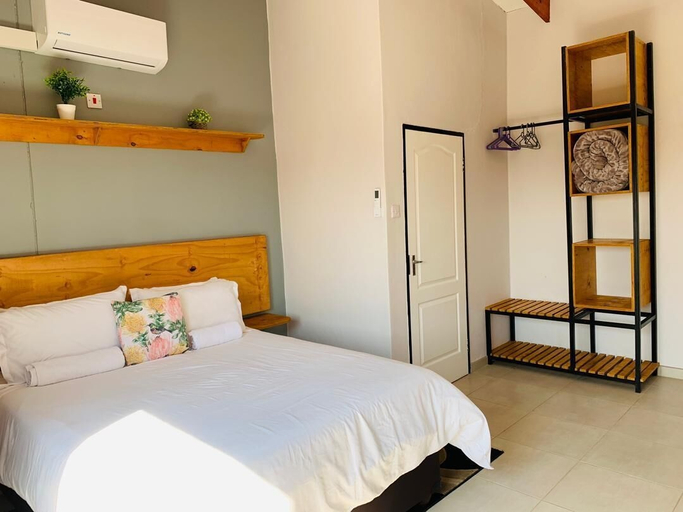 Bedroom 4, Letlhakeng Park-Route Apartments, Kweneng South