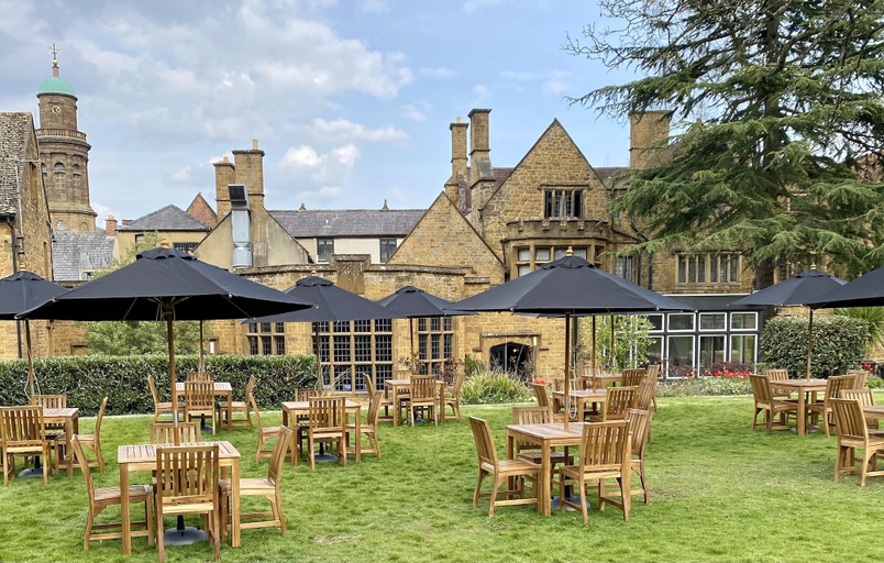 Food & Drinks 5, Whately Hall, Oxfordshire