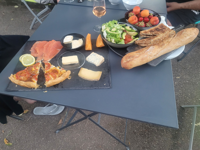 Food & Drinks 5, Le cèdre bleu, Isère