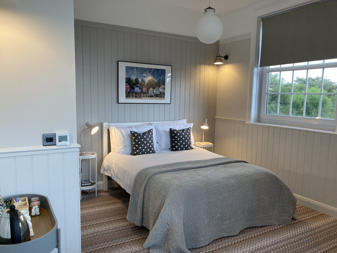 Bedroom 2, The Old Bell, Cambridgeshire