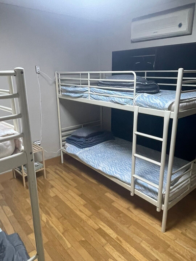 Bedroom 2, Hanra Guesthouse, Jeju