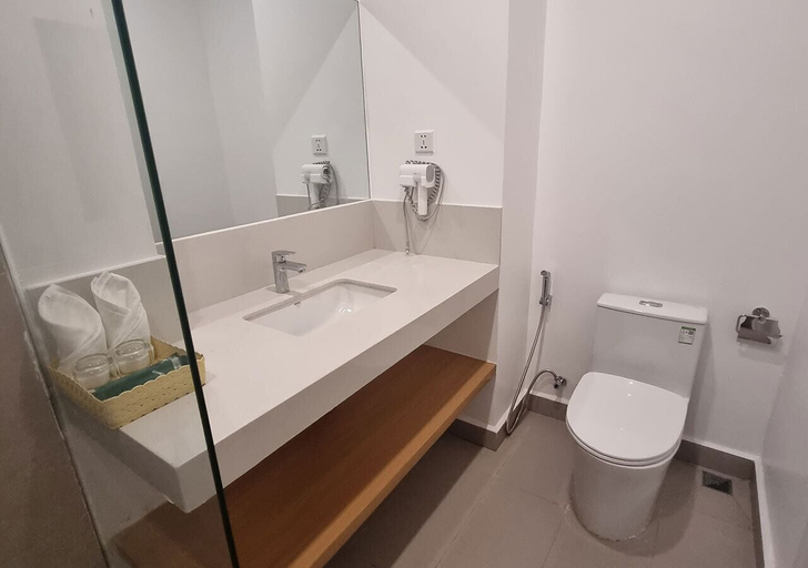 Bathroom 5, Da San Hotel, Sihanoukville