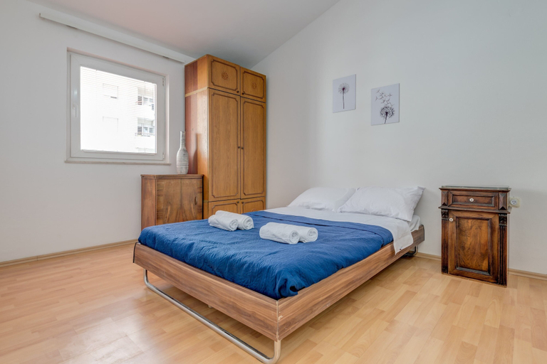 Bedroom 3, Spacious apartment Zvone with 3 balconies and parking, Split