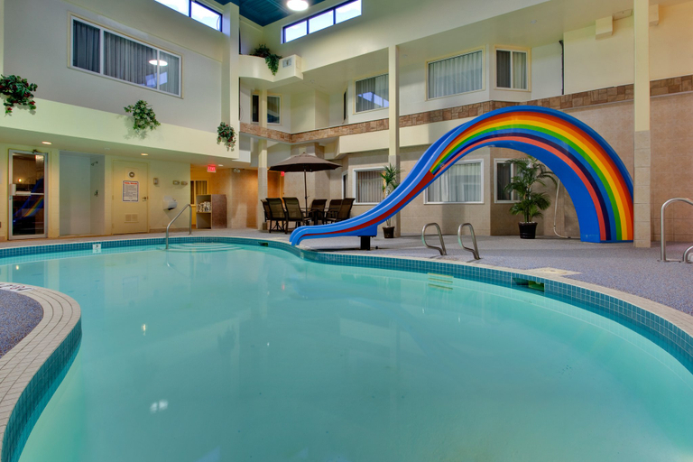 Sport & Beauty 2, Holiday Inn Express RED DEER, Division No. 8