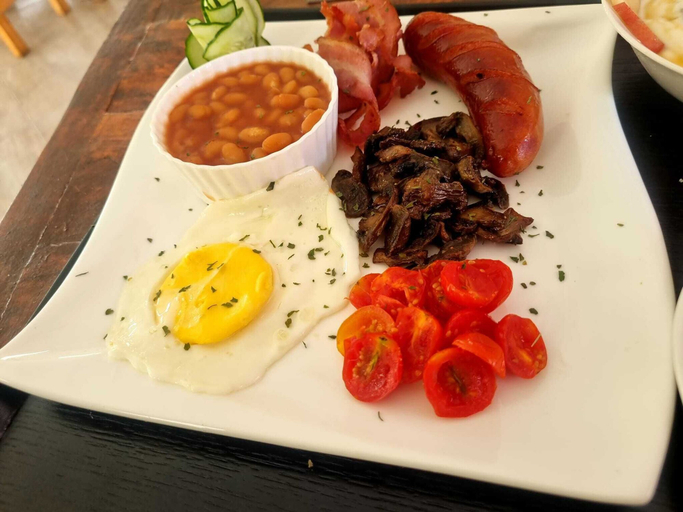 Food & Drinks 3, Eden Wood Guest House, Ngamiland West