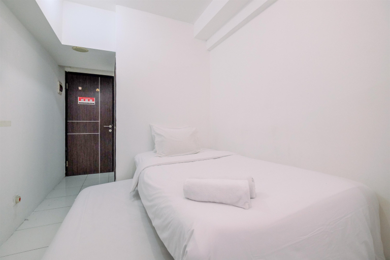Bedroom 3, Simply Look Studio at Mont Blanc Bekasi Apartment By Travelio, Bekasi