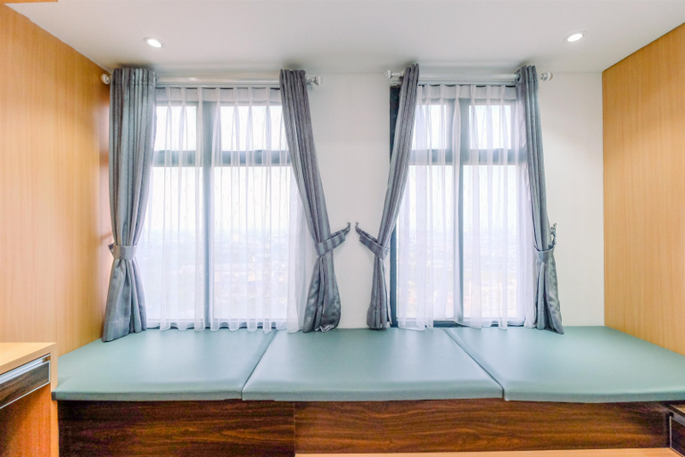 Bedroom 2, Good and Nice 2BR at Pollux Chadstone Apartment By Travelio, Cikarang