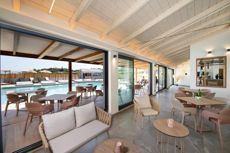 Food & Drinks 5, Mare Garden, Crete