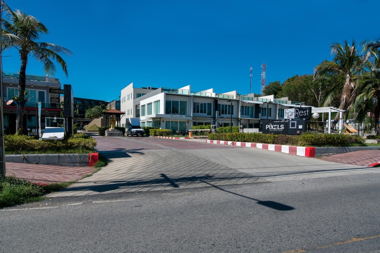 Studio Cape Panwa Ocean Front Partial SeaviewSwimming Pool View with Super WIFI, Phuket Island