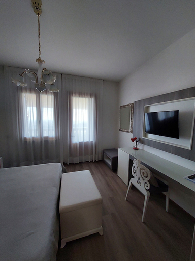 Bedroom 3, Albergo Alla Pineta, Treviso