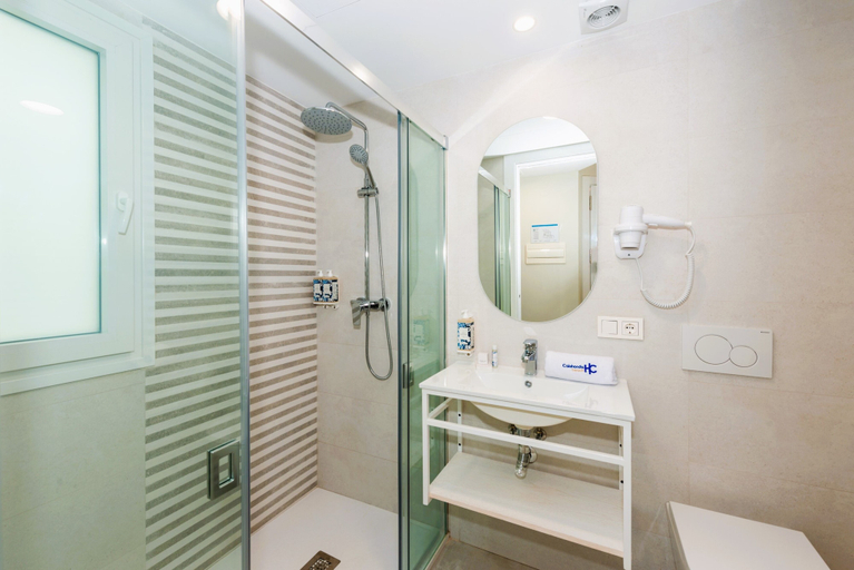 Bathroom 4, HC Calahonda Beach Nerja, Málaga