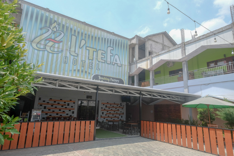 Exterior & Views 2, Urbanview Hotel LTefa Pemalang, Pemalang