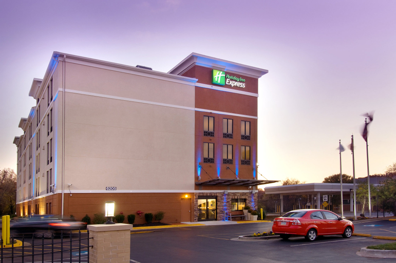 Exterior & Views 2, Holiday Inn Express WASHINGTON DC - BW PARKWAY by IHG, Prince George's