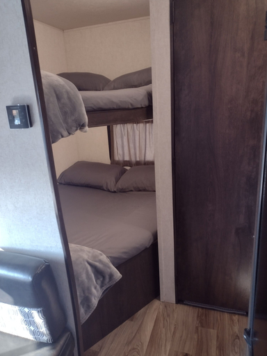 Bedroom 3, Branson RV Resort, Taney