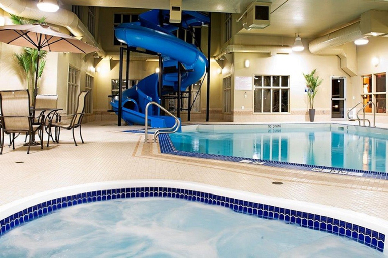 Sport & Beauty 2, Holiday Inn Express FORT ST JOHN, Peace River