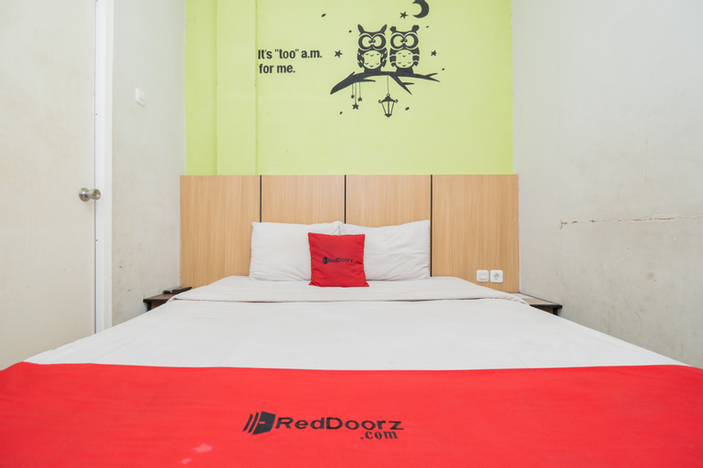 Bedroom 1, RedDoorz @ Darmo Surabaya, Surabaya
