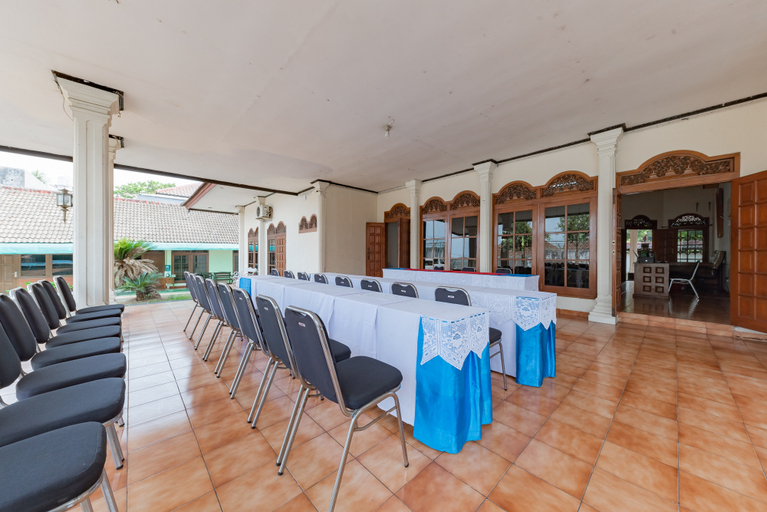 Food & Drinks, RedDoorz Plus @ Wisma Kenanga Sukabumi, Sukabumi