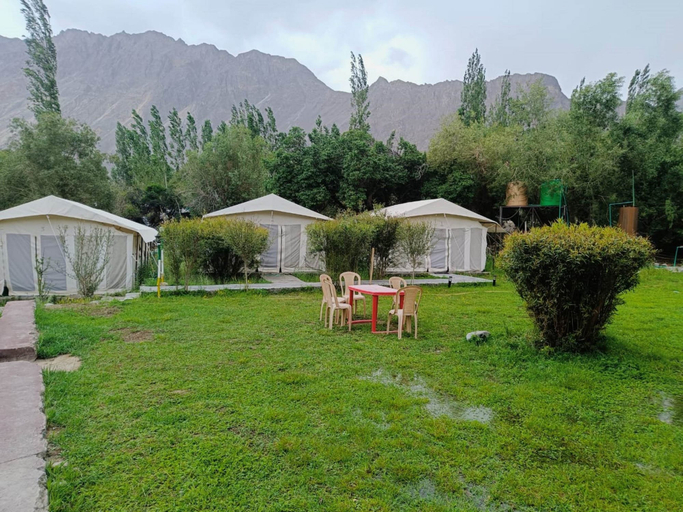 Others 5, Mountain Camp, Leh