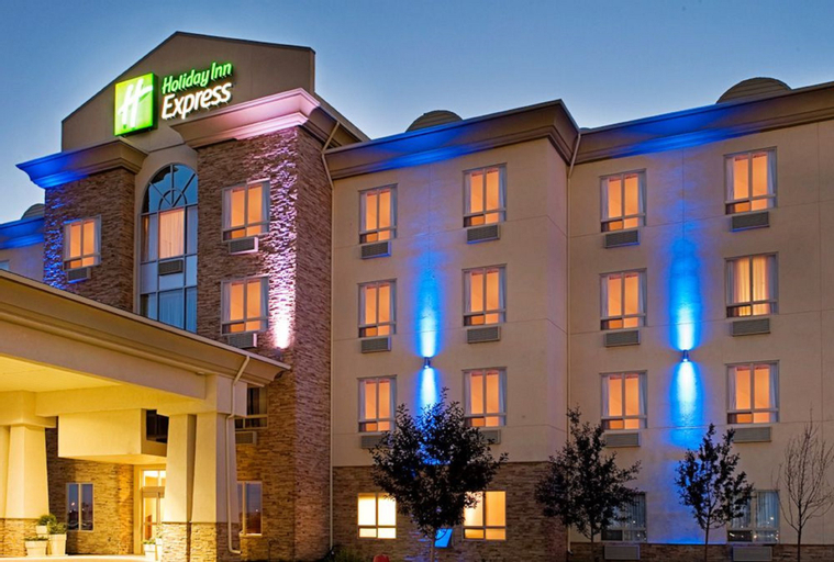 Holiday Inn Express FORT ST JOHN, Peace River