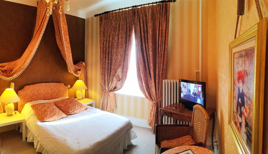 Bedroom 4, Hotel Le Manoir, Bas-Rhin