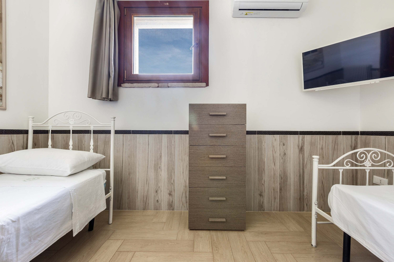 Bedroom 5, 3664 Resort Re Sole - App. Michelle, Taranto