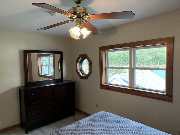 Bedroom 2, wellsboro rail trail, Tioga