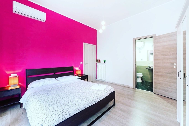 Bedroom 3, The Place to be & B, Roma