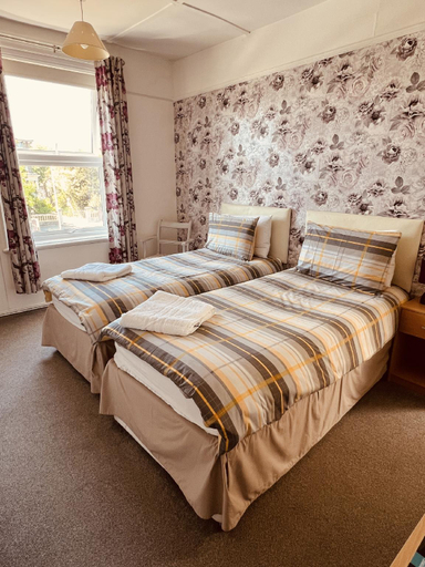Bedroom 2, The Rosefield, Dorset