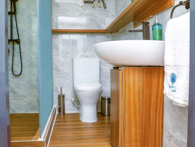 Bathroom 2, Vogue Beach Resort, Eti-Osa