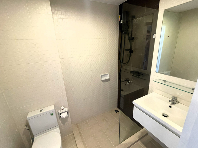 Bathroom 3, Zcape2 apartment by Lofty, Phuket Island