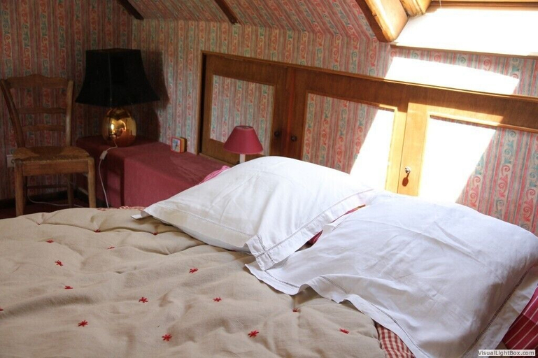 Bedroom 3, Sandine, Cantal