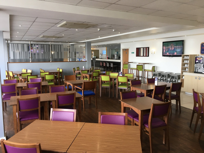 Food & Drinks 3, Holiday Inn Express NUNEATON, Warwickshire