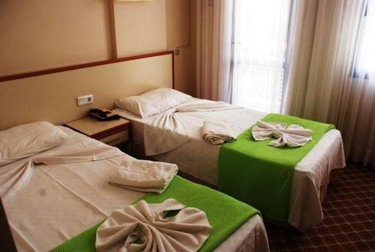 Bedroom 3, Kerman Hotel, Çeşme