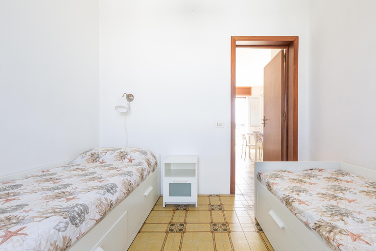 Room 4, 3434 Mare Azzurro - Appartamento Ilary, Lecce