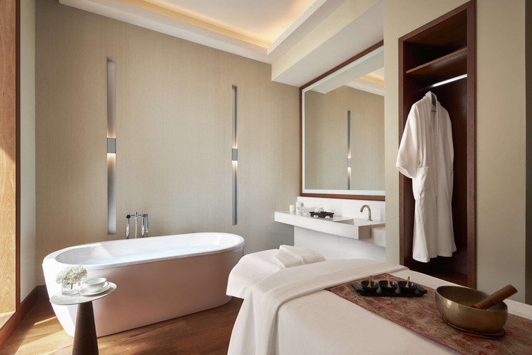 Bathroom 5, Anantara Downtown Dubai Hotel, Dubai