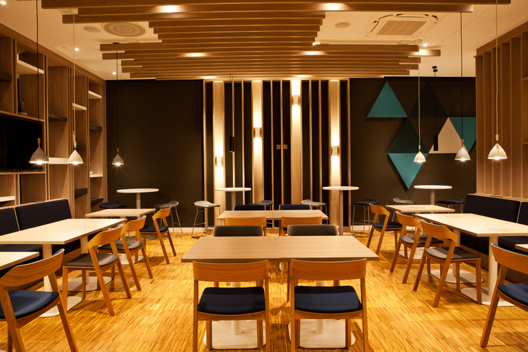 Business Facilities 4, Holiday Inn Express GÖPPINGEN, Göppingen