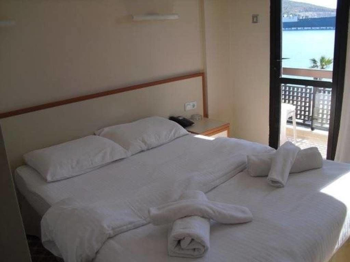 Bedroom 4, Kerman Hotel, Çeşme