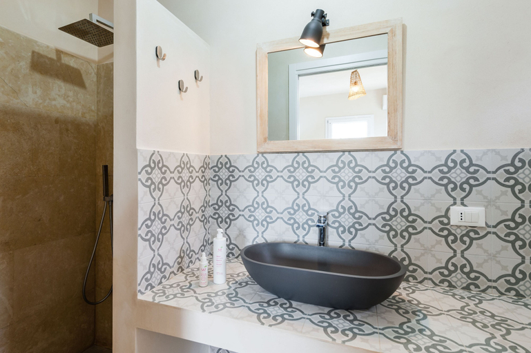 Bathroom 3, Villa Fico d'India by Wonderful Italy, Syracuse