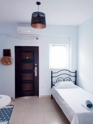 Bedroom 2, Vila Camellia, Central Macedonia