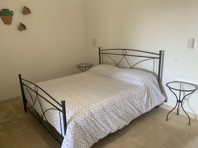 Bedroom 3, BioAgriturismo Messer Gesualdo, Lecce