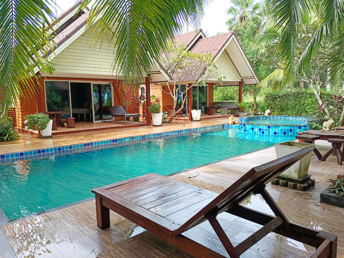 Others 5, Sunrise Resort, Bang Saphan