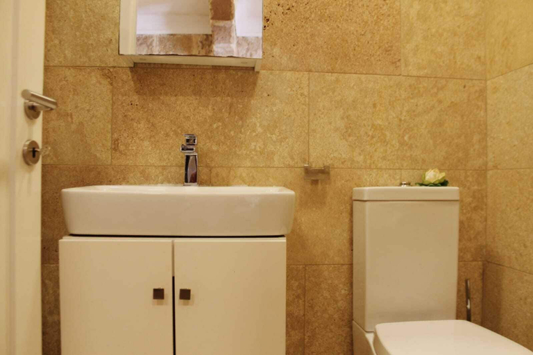 Bathroom 3, Barakka Garden Studio